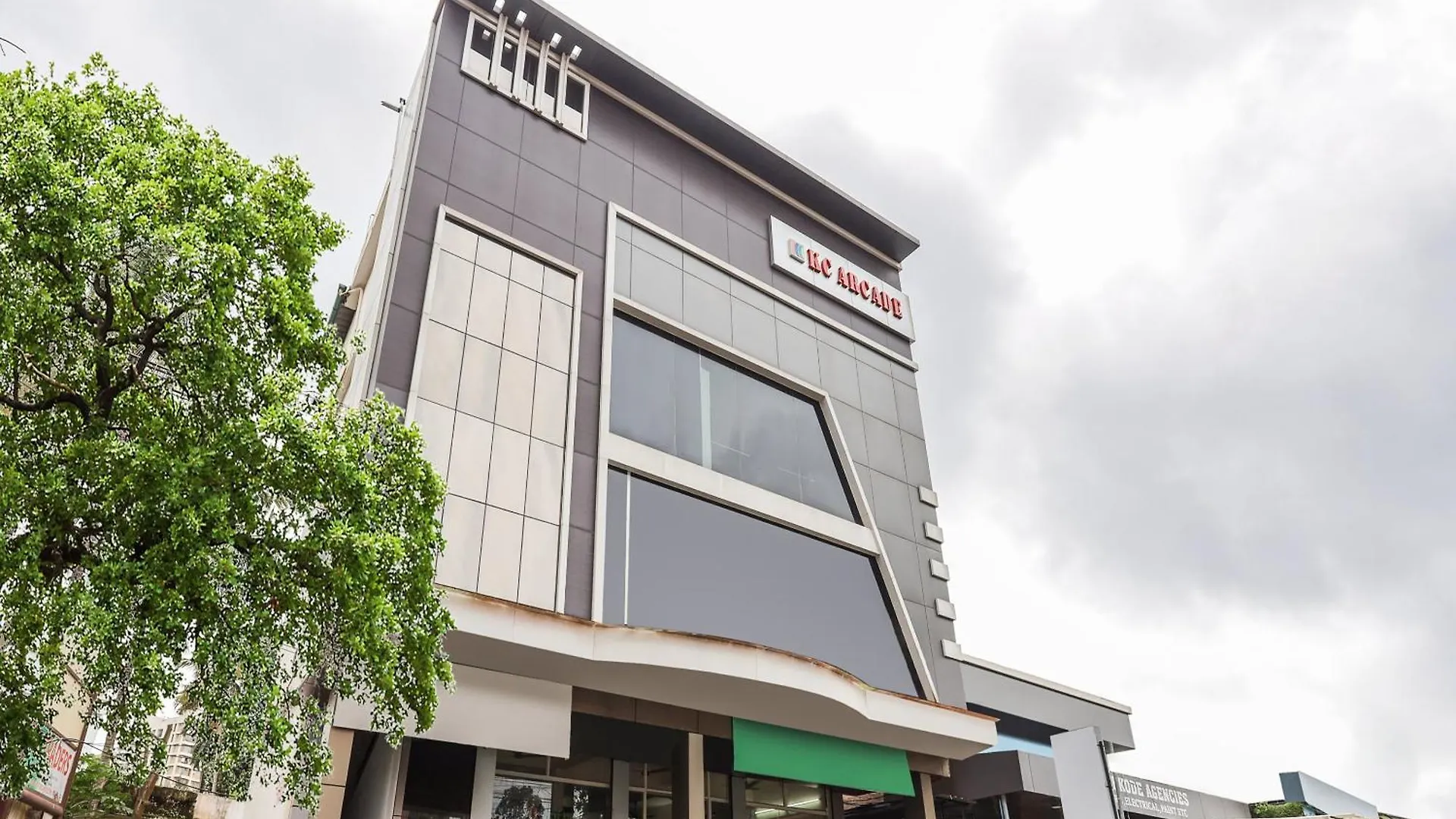 Apartment Hotel O Kc Arcade Kochi