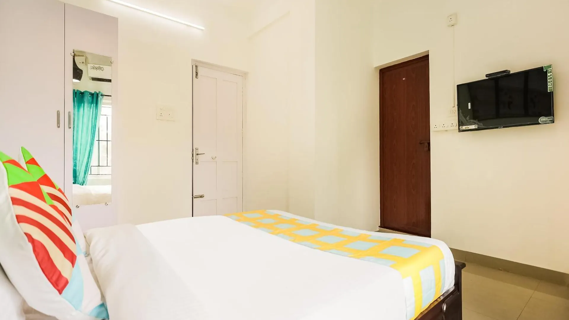 Hotel O Kc Arcade Kochi Apartment